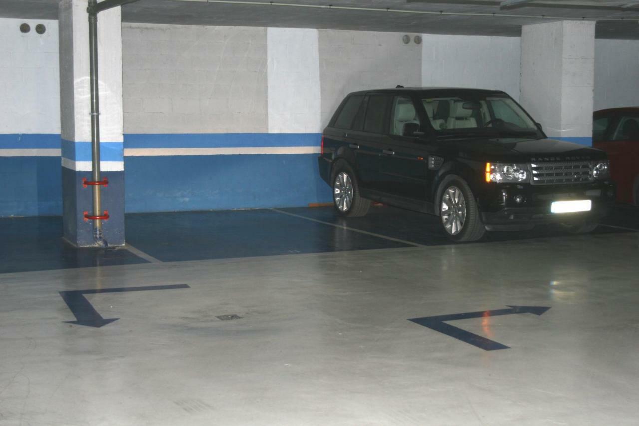 Apartamento Malaga Centro Y Playa-Parking Exterior foto